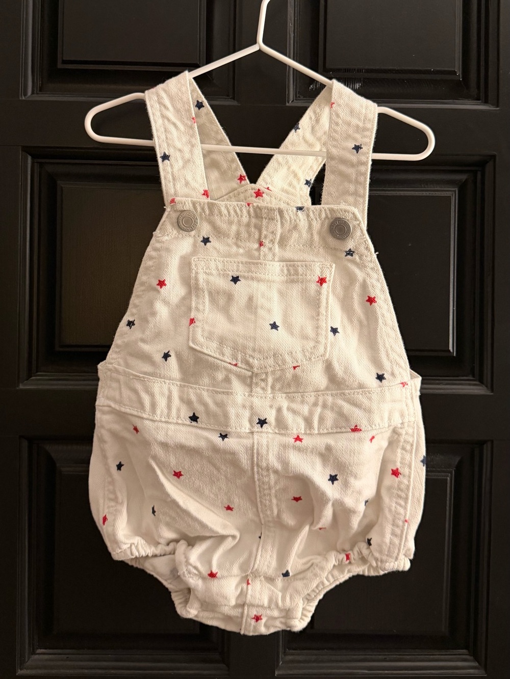 Infant 6-12m Old Navy white denim romper overalls with red and navy stars